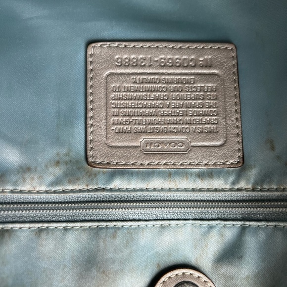 Authentic Coach purse - Picture 8 of 11